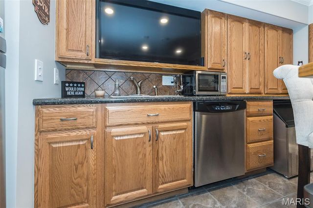 11 Southern Hills Court, O'fallon, MO 63366