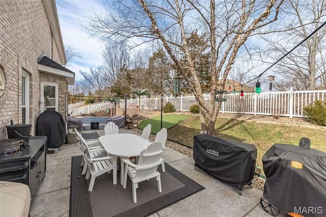 11 Southern Hills Court, O'fallon, MO 63366