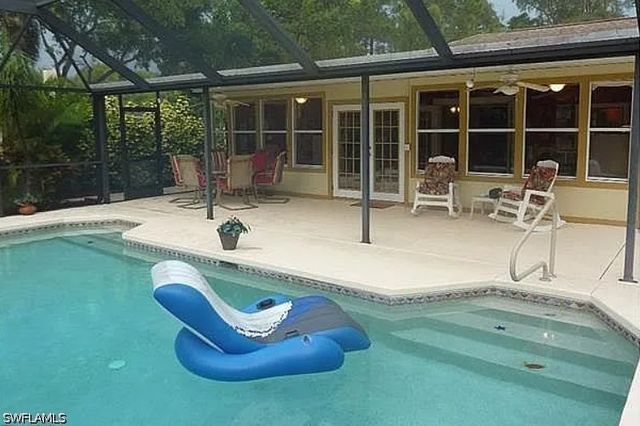 6200 Sea Grass LN, Naples, FL 34116