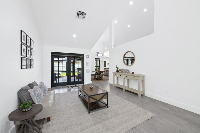 13376 Northumberland Circle, Wellington, FL 33414