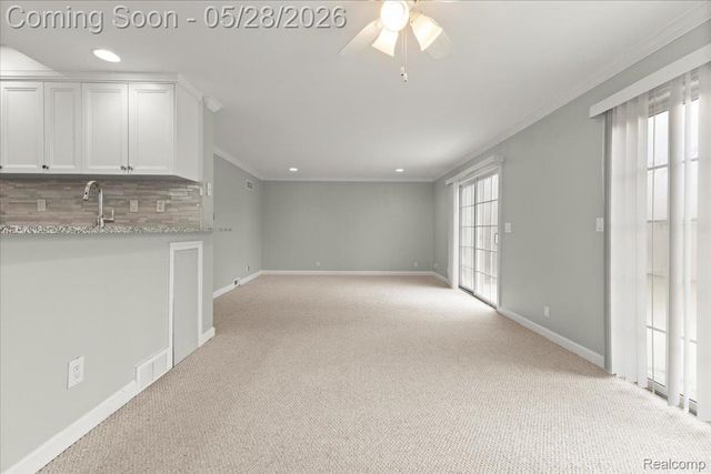 1313 Royal Avenue, Royal Oak, MI 48073