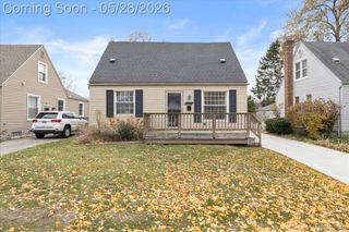 1313 Royal Avenue, Royal Oak, MI 48073