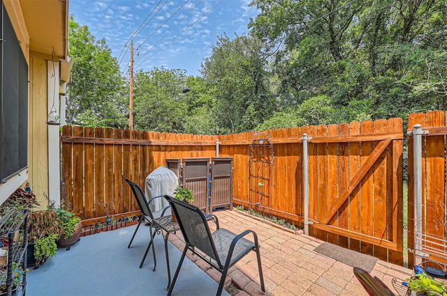 11901 Swearingen DR 30, Austin, TX 78758