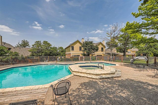 11901 Swearingen DR 30, Austin, TX 78758