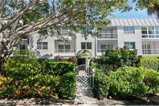 72 7th ST S # 206, Naples, FL 34102