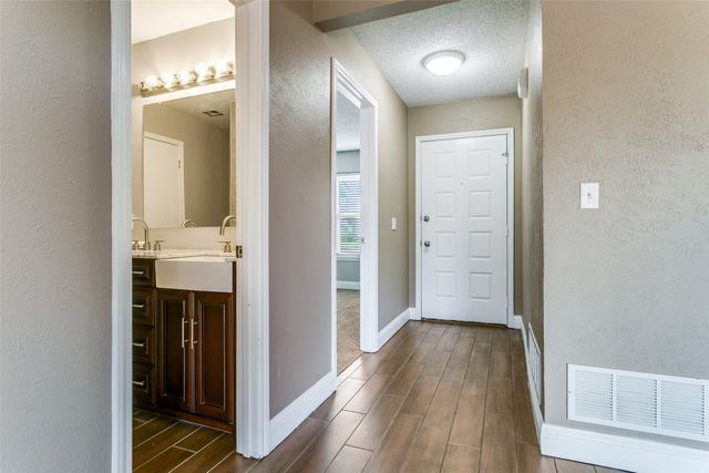 4201 Gayle Court, Flower Mound, TX 75028