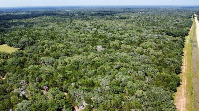 12952 Fm-530, Hallettsville, TX 77964
