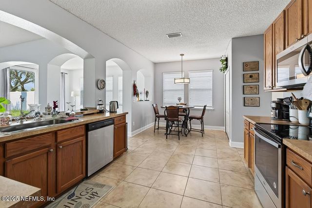12418 TROPIC Drive, Jacksonville, FL 32225