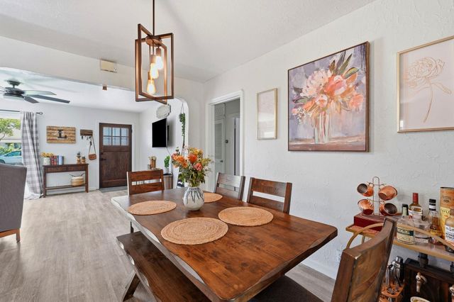 327 Eureka Ave, Lodi, CA 95240
