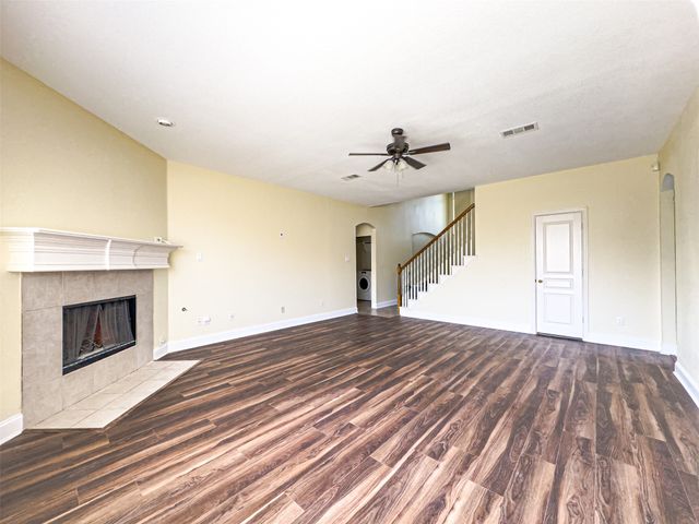 1905 Meera Lane, Mansfield, TX 76063