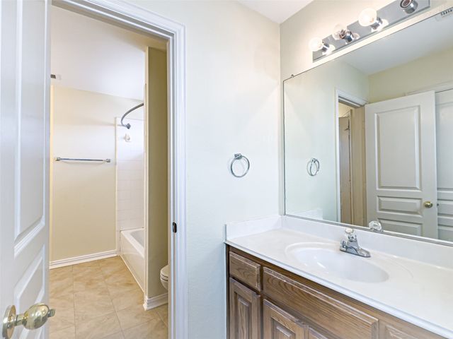 1905 Meera Lane, Mansfield, TX 76063