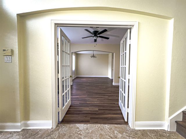 1905 Meera Lane, Mansfield, TX 76063