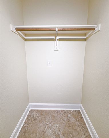 1905 Meera Lane, Mansfield, TX 76063