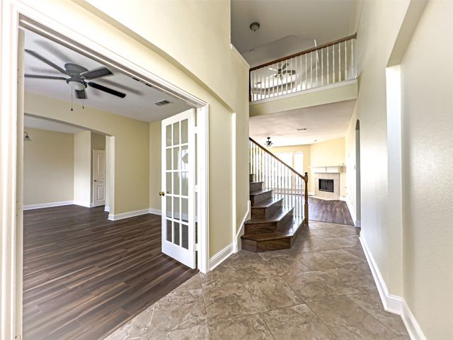 1905 Meera Lane, Mansfield, TX 76063