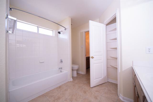 1905 Meera Lane, Mansfield, TX 76063