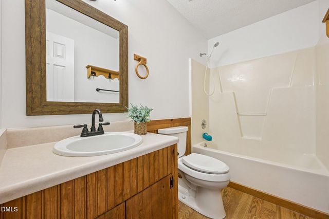 512 Rockvale Court, Benson, NC 27504