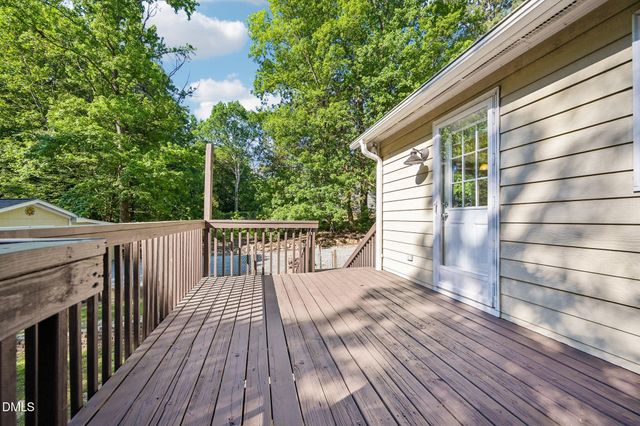 512 Rockvale Court, Benson, NC 27504