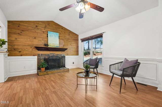 512 Rockvale Court, Benson, NC 27504