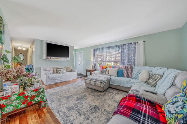 36595 County Road 48, Peconic, NY 11958