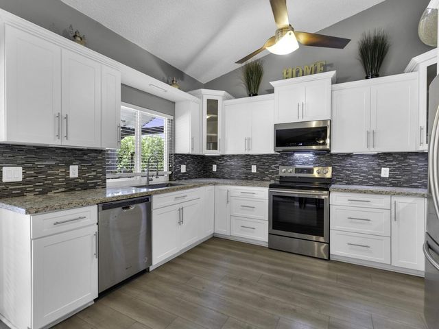 6440 Olde Moat Way, Davie, FL 33331