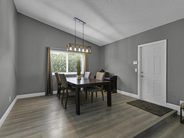 6440 Olde Moat Way, Davie, FL 33331