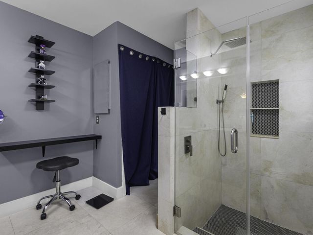 6440 Olde Moat Way, Davie, FL 33331