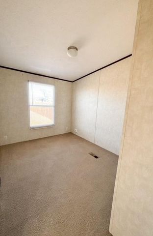 132 Railroad Avenue, Levelland, TX 79336