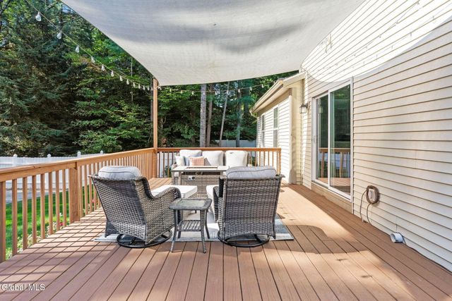 4 Overlook Drive, Wilton, NY 12831