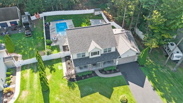 4 Overlook Drive, Wilton, NY 12831