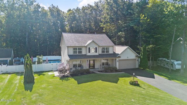 4 Overlook Drive, Wilton, NY 12831