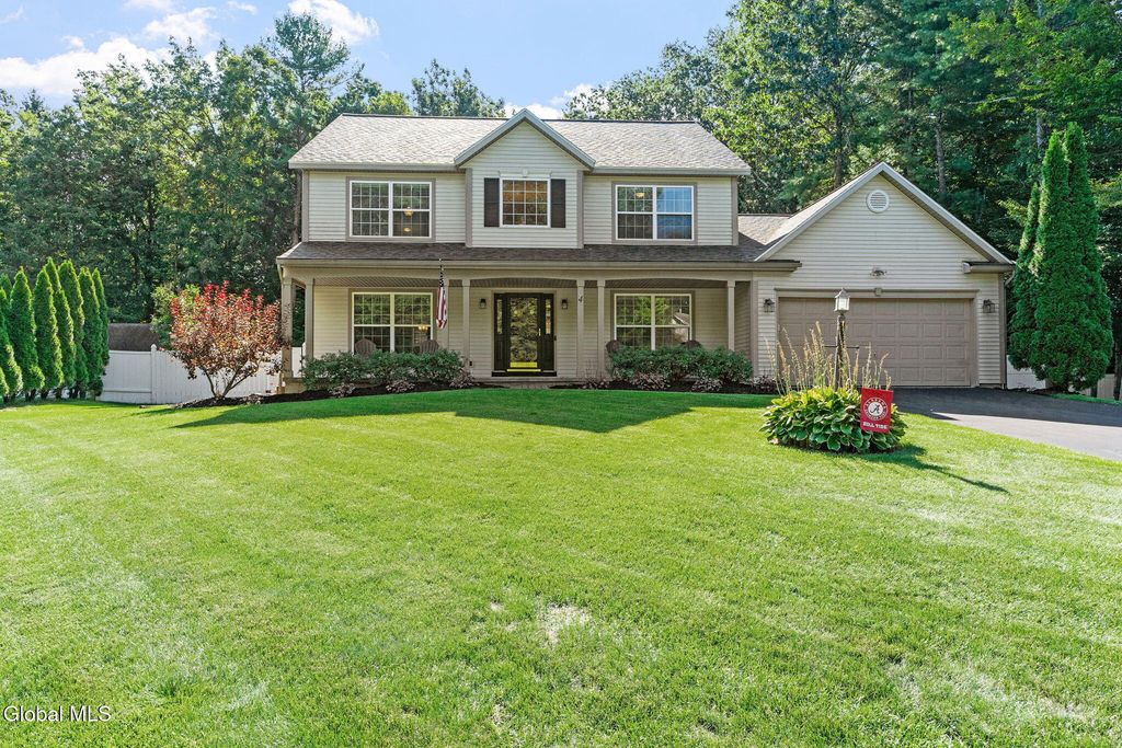 4 Overlook Drive, Wilton, NY 12831