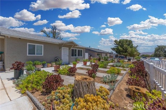 16116 Cajon, Hesperia, CA 92345