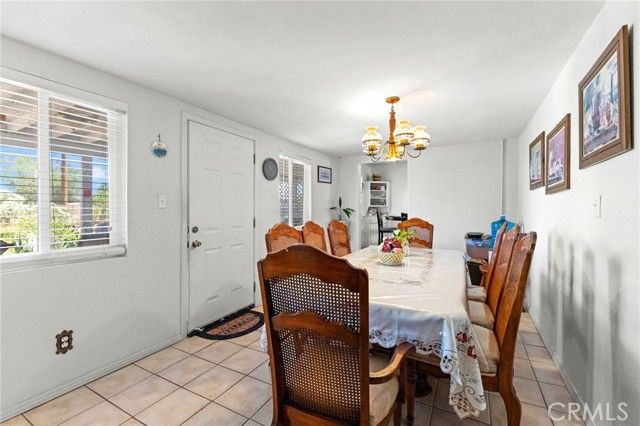 16116 Cajon, Hesperia, CA 92345