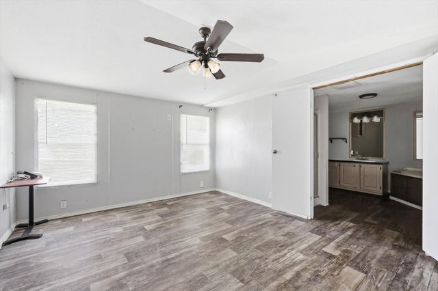 316 Summit Drive, Springtown, TX 76082