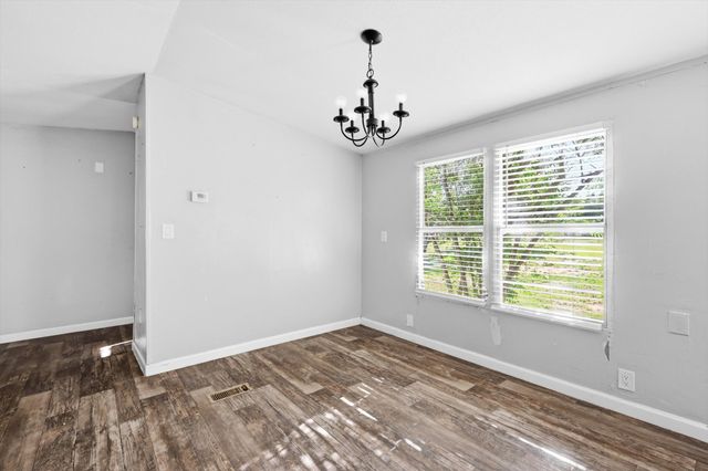 316 Summit Drive, Springtown, TX 76082