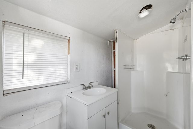 316 Summit Drive, Springtown, TX 76082