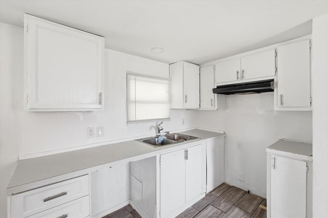 316 Summit Drive, Springtown, TX 76082
