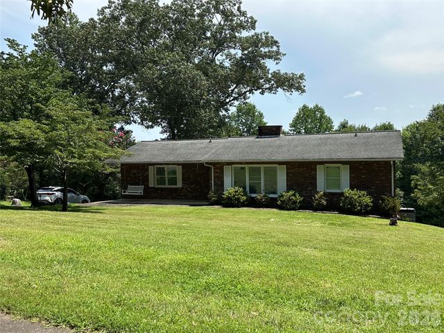 5212 Walter Starnes Place, Granite Falls, NC 28630