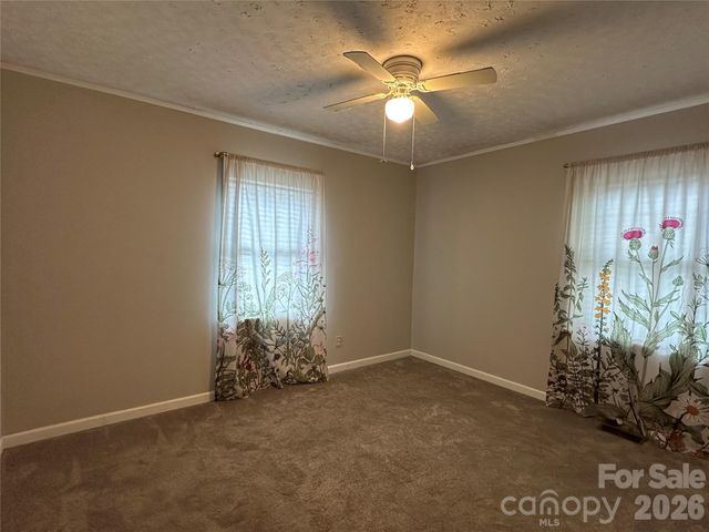 5212 Walter Starnes Place, Granite Falls, NC 28630