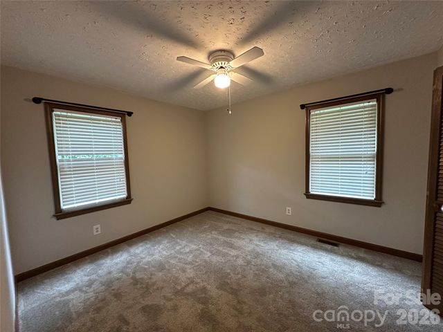 5212 Walter Starnes Place, Granite Falls, NC 28630