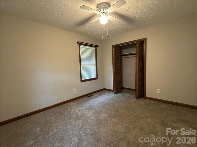 5212 Walter Starnes Place, Granite Falls, NC 28630