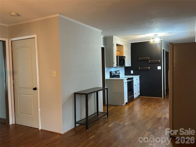 5212 Walter Starnes Place, Granite Falls, NC 28630