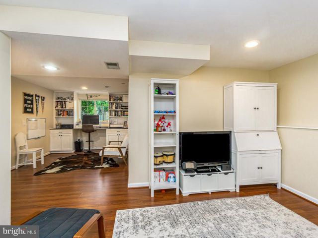 3827 DITTANY CT, Chantilly, VA 20151