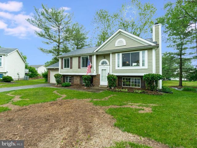 3827 DITTANY CT, Chantilly, VA 20151