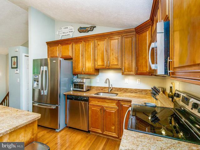 3827 DITTANY CT, Chantilly, VA 20151