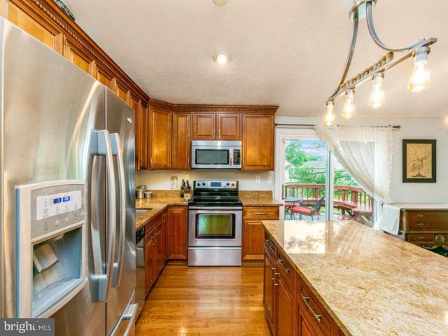 3827 DITTANY CT, Chantilly, VA 20151