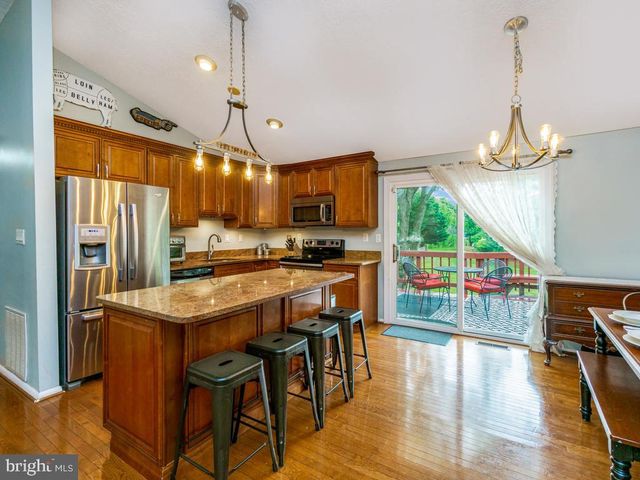 3827 DITTANY CT, Chantilly, VA 20151