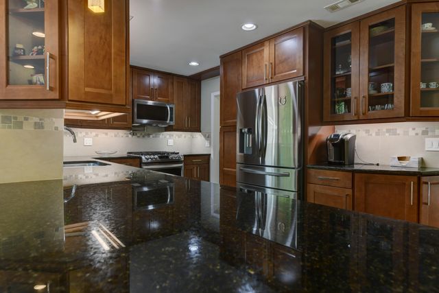 1335 35th Street, Munster, IN 46321