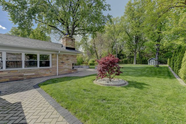 1335 35th Street, Munster, IN 46321