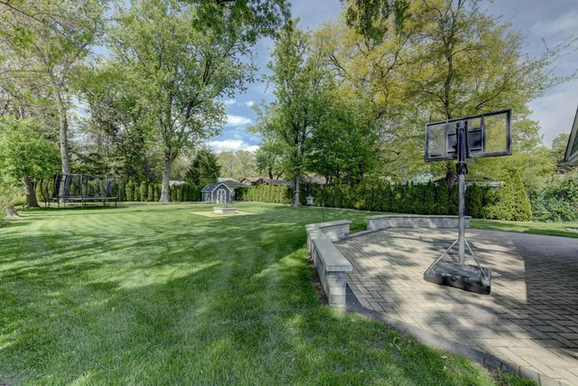 1335 35th Street, Munster, IN 46321